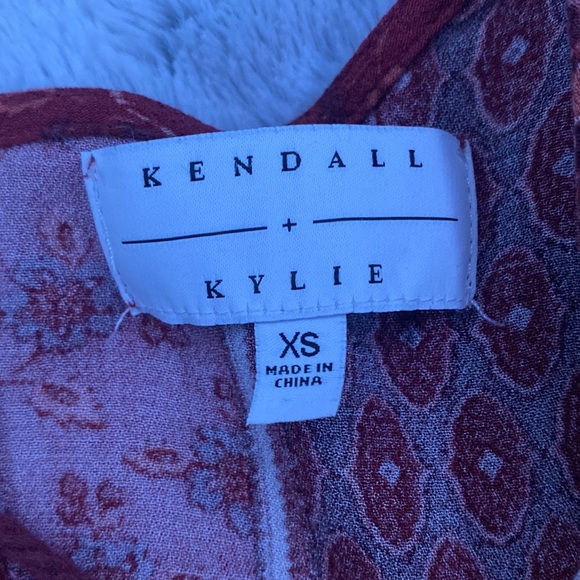 Kendall and Kylie Romper Size: (XS) - Picture 2 of 3